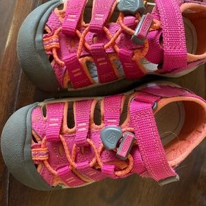 Keen Newport Toddler 9